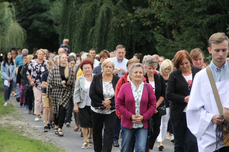 Z Przeczycy pod krzyż na granicy z Jodłową