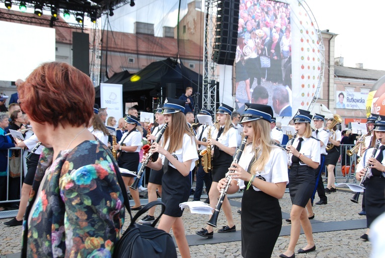 42. SŚKOiW - Parada