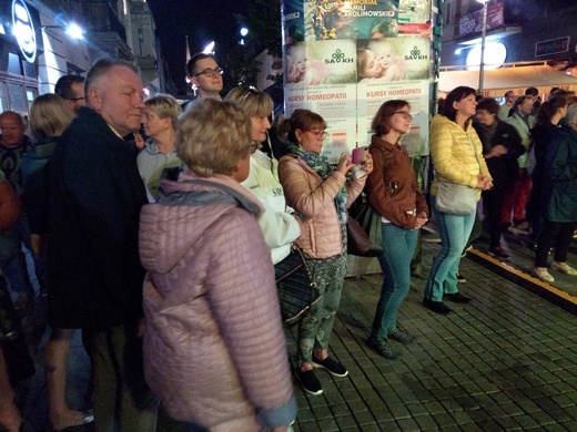 Katowice. Ewangelizacja na Mariackiej