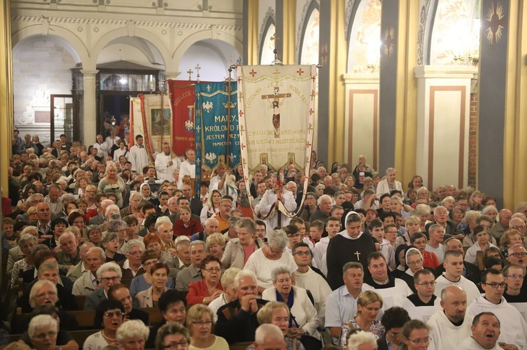 Abp Marek Jędraszewski w Mogile