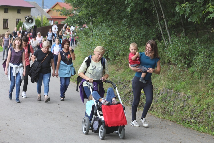 Pielgrzymka z Korbielowa na Jasną Górkę w Ślemieniu - 2019