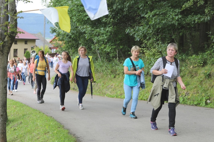 Pielgrzymka z Korbielowa na Jasną Górkę w Ślemieniu - 2019