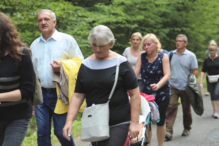 Pielgrzymka z Korbielowa na Jasną Górkę w Ślemieniu - 2019