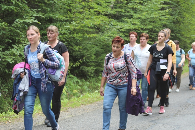 Pielgrzymka z Korbielowa na Jasną Górkę w Ślemieniu - 2019