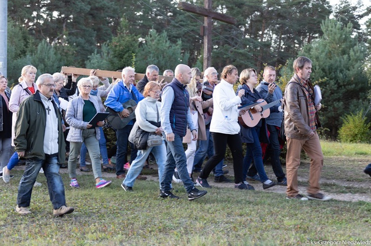 "Polska pod Krzyżem" w Rokitnie - cz. II