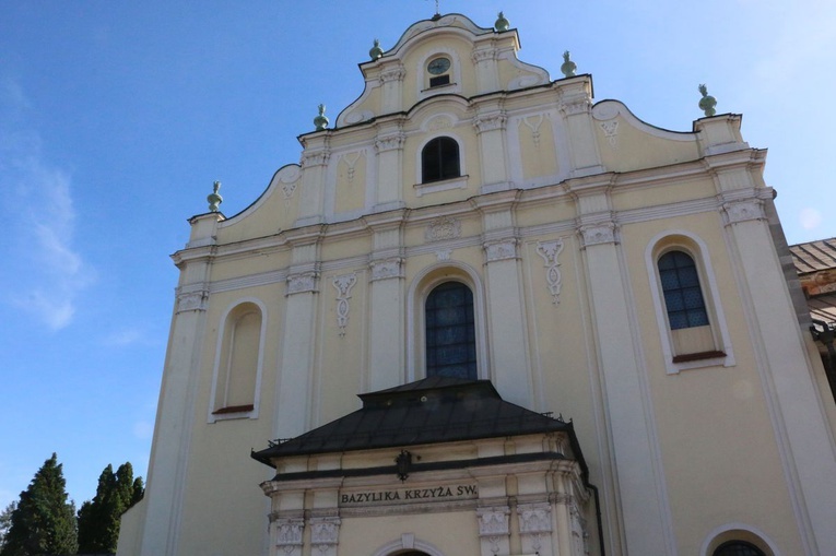 Odpust w opactwie cystersów w Mogile ku czci Podwyższenia Krzyża Świętego