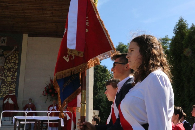 Odpust w opactwie cystersów w Mogile ku czci Podwyższenia Krzyża Świętego