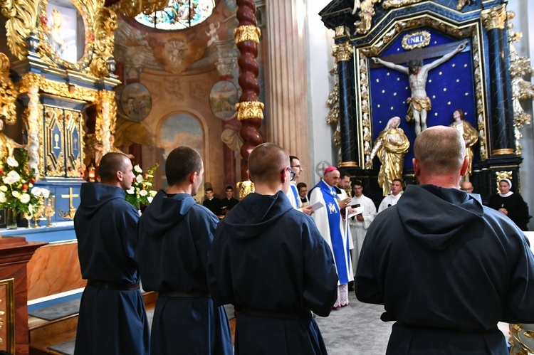 Bracia Miłosiernego Pana w Skrzatuszu złożyli swoje pierwsze śluby