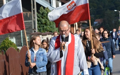 Muszyna-Folwark. Polska pod Krzyżem