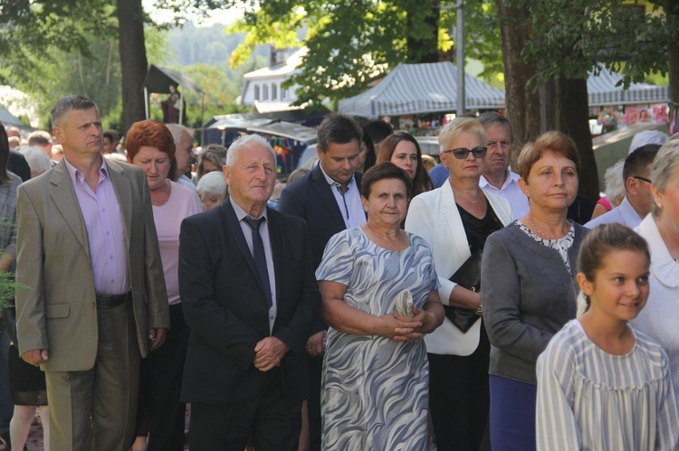 Wprowadzenie relikwii błogosławionych męczenników z Pariacoto do Wielkiej Wsi