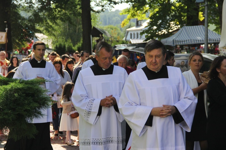 Wprowadzenie relikwii błogosławionych męczenników z Pariacoto do Wielkiej Wsi