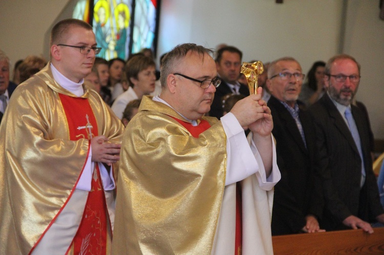 Wprowadzenie relikwii błogosławionych męczenników z Pariacoto do Wielkiej Wsi