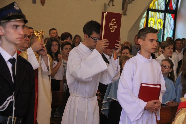 Wprowadzenie relikwii błogosławionych męczenników z Pariacoto do Wielkiej Wsi