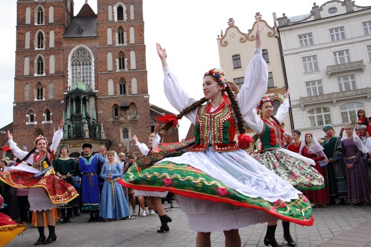 Przekazanie repliki mongolskiej strzały przez Paolę Giacomini