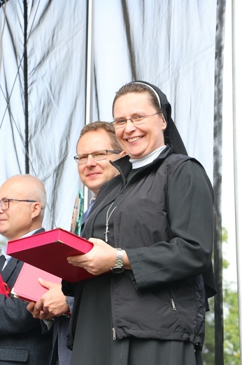 Poświęcenie kaplicy w Małkowicach i festyn Caritasu