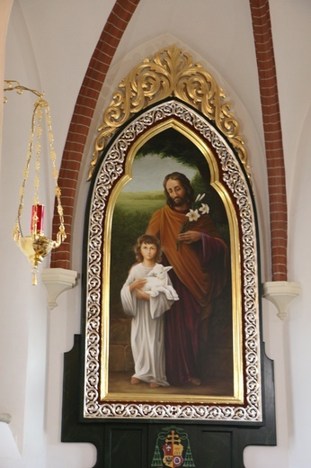 Poświęcenie kaplicy w Małkowicach i festyn Caritasu