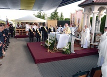 Coroczne celebry przy kaplicy Matki Bożej Pięknej Miłości są sprawowane od ponad 10 lat.