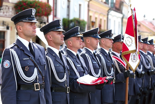 Po Mszy św. odbyła się uroczysta zbiórka.