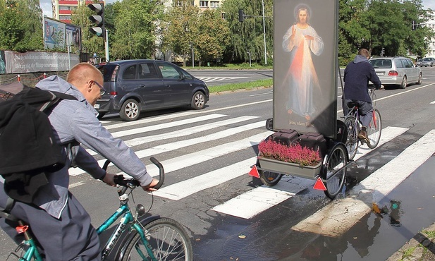 Niech Bóg nas zaskakuje. Wyruszyła Karawana Bożego Miłosierdzia