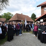 Droga Krzyżowa w Wał Rudzie