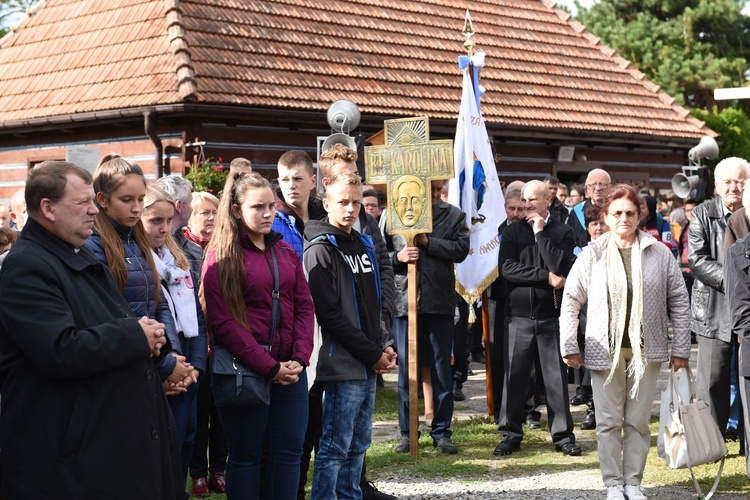 Droga Krzyżowa w Wał Rudzie