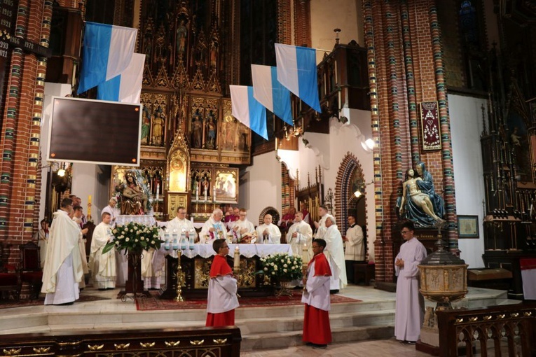 Obchody uroczystości MB Bolesnej - patronki miasta Wałbrzych 