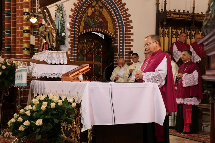 Obchody uroczystości MB Bolesnej - patronki miasta Wałbrzych 