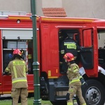 Ćwiczenia strażackie w klasztorze franciszkanów w Krakowie