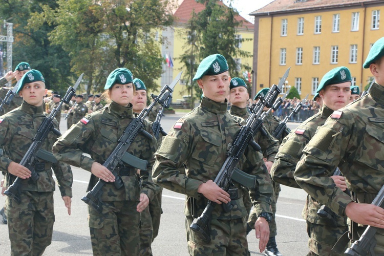 Przysięga wojskowa podchorążych Akademii Wojsk Lądowych 2019