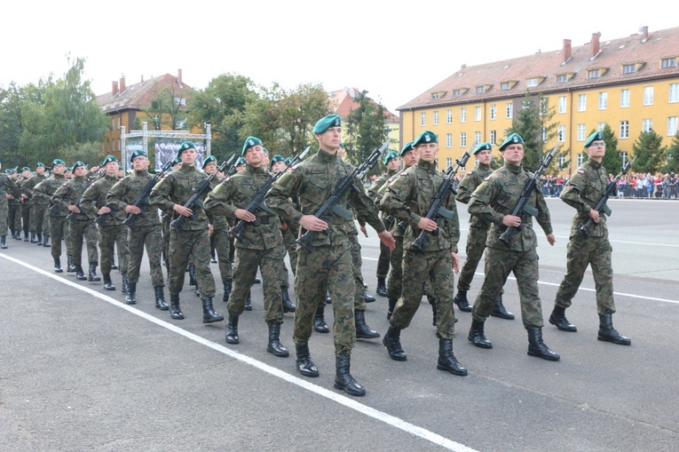 Przysięga wojskowa podchorążych Akademii Wojsk Lądowych 2019