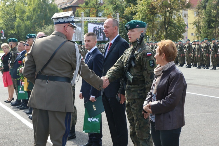 Przysięga wojskowa podchorążych Akademii Wojsk Lądowych 2019