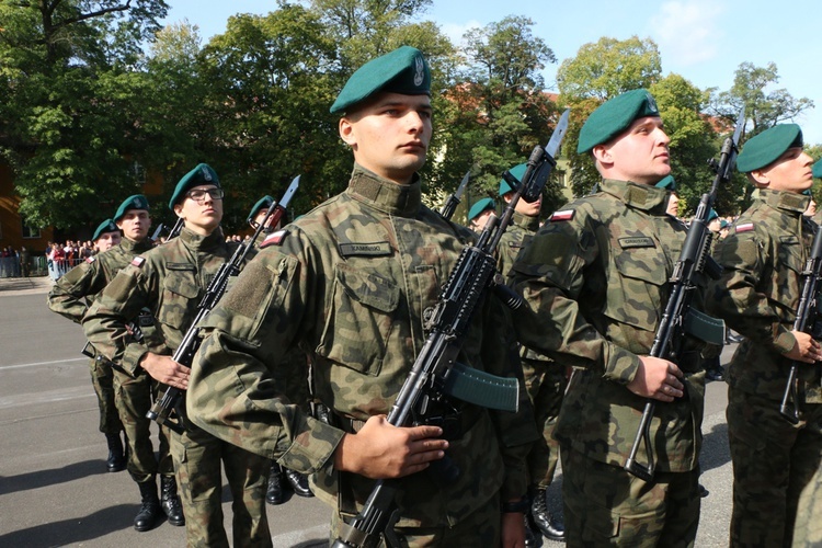 Przysięga wojskowa podchorążych Akademii Wojsk Lądowych 2019