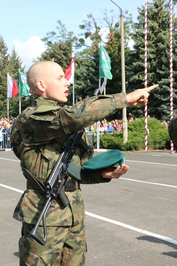 Przysięga wojskowa podchorążych Akademii Wojsk Lądowych 2019