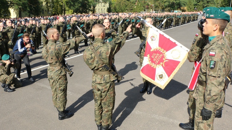 Przysięga wojskowa podchorążych Akademii Wojsk Lądowych 2019