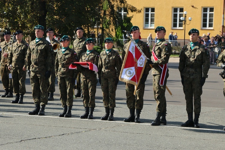 Przysięga wojskowa podchorążych Akademii Wojsk Lądowych 2019