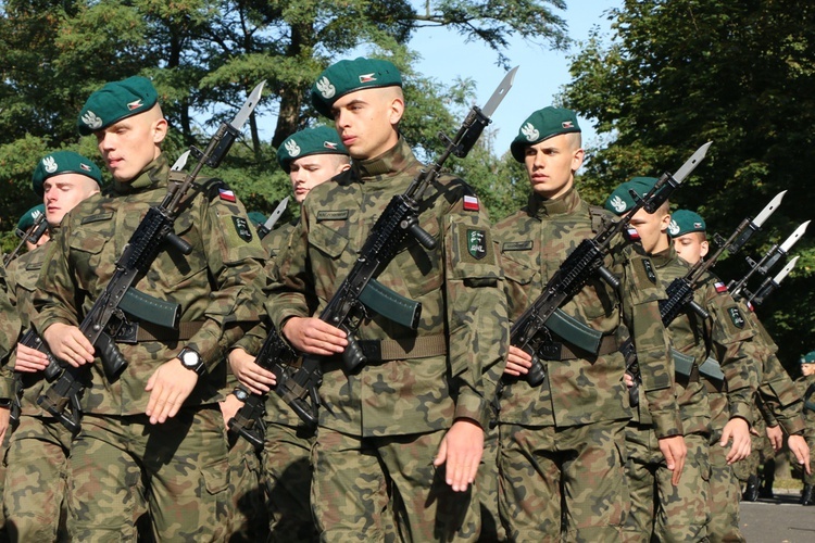 Przysięga wojskowa podchorążych Akademii Wojsk Lądowych 2019