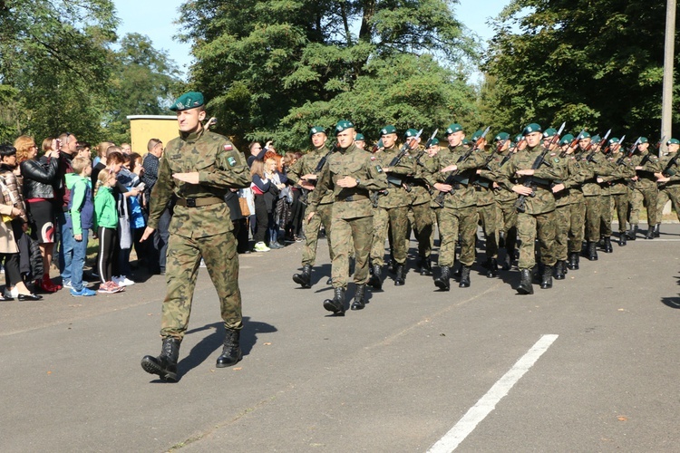 Przysięga wojskowa podchorążych Akademii Wojsk Lądowych 2019