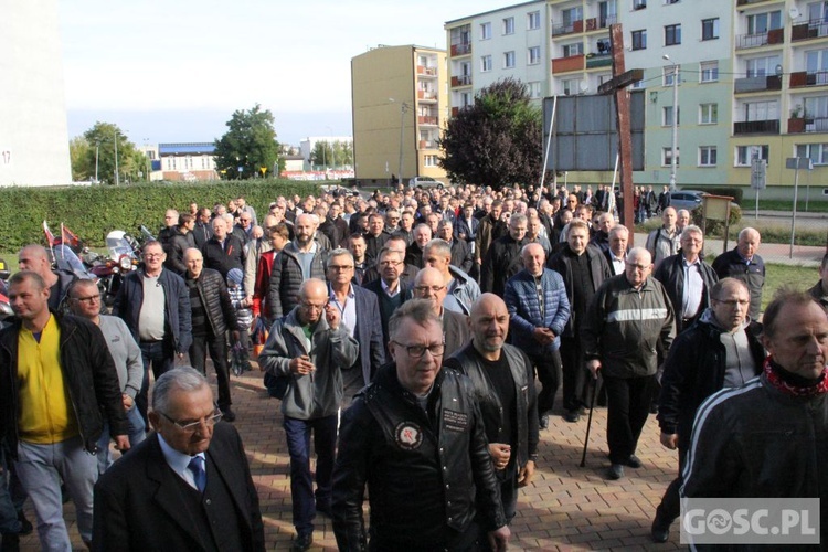 VII Pielgrzymka Mężczyzn do sanktuarium Pierwszych Męczenników Polski w Międzyrzeczu - cz. I