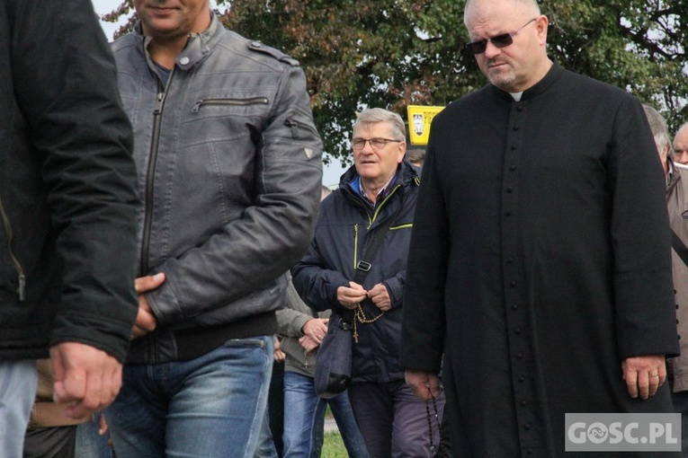 VII Pielgrzymka Mężczyzn do sanktuarium Pierwszych Męczenników Polski w Międzyrzeczu - cz. I