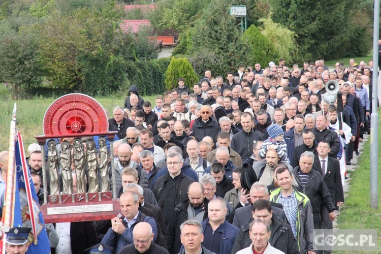 VII Pielgrzymka Mężczyzn do sanktuarium Pierwszych Męczenników Polski w Międzyrzeczu - cz. I