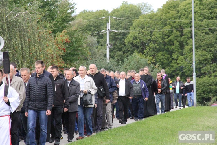 VII Pielgrzymka Mężczyzn do sanktuarium Pierwszych Męczenników Polski w Międzyrzeczu - cz. I