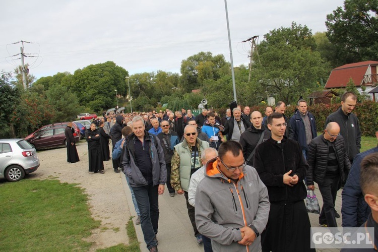 VII Pielgrzymka Mężczyzn do sanktuarium Pierwszych Męczenników Polski w Międzyrzeczu - cz. I