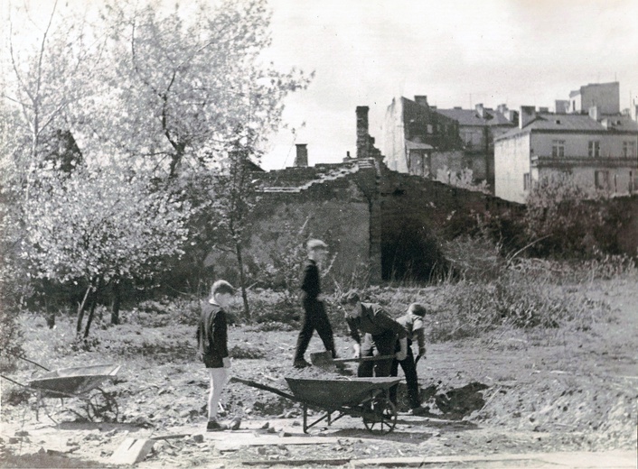 Budowa kościoła przy ul. Zagórnej