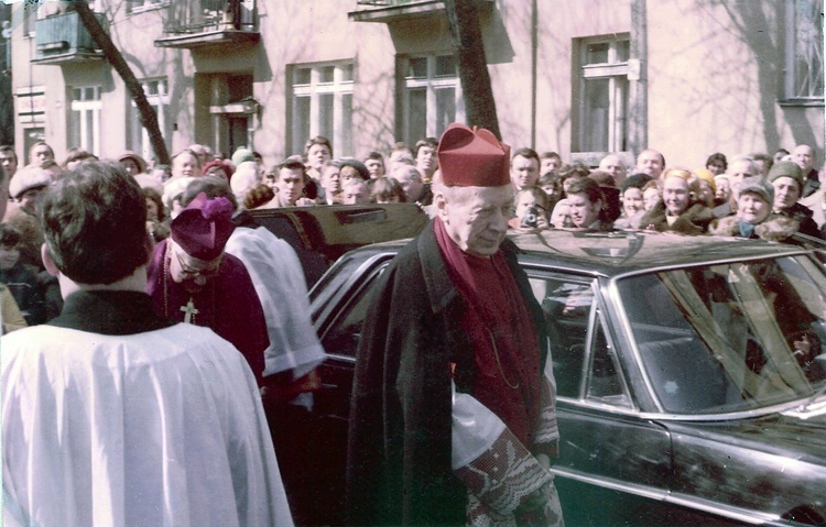 Budowa kościoła przy ul. Zagórnej