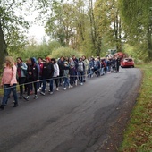 Pielgrzymka katechetów z Mszczonowa do Lutkówki