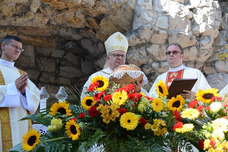 Diecezjalne dożynki na Górze św. Anny