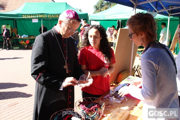 Akcja "Kromka chleba dla sąsiada" i Niedziela św. Franciszka w Jaczowie