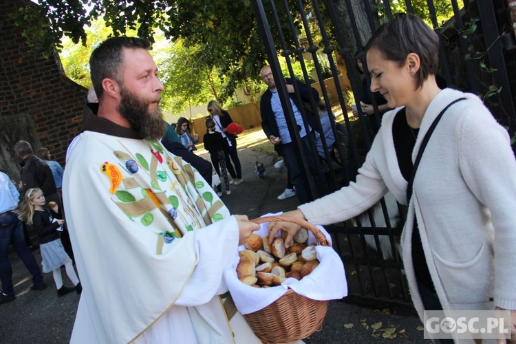 Akcja "Kromka chleba dla sąsiada" i Niedziela św. Franciszka w Jaczowie