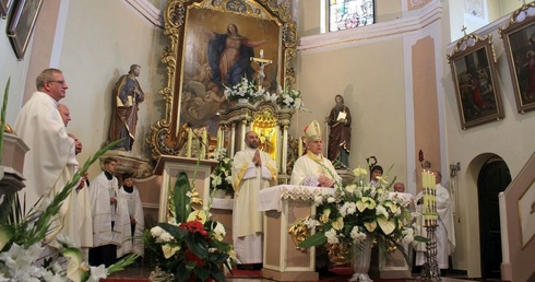 Gliwice. 300. rocznica poświęcenia kościoła w Łabędach