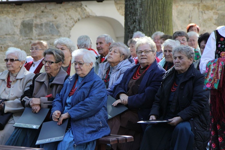 Pielgrzymka Kół Gospodyń Wiejskich w Rychwałdzie - 2019